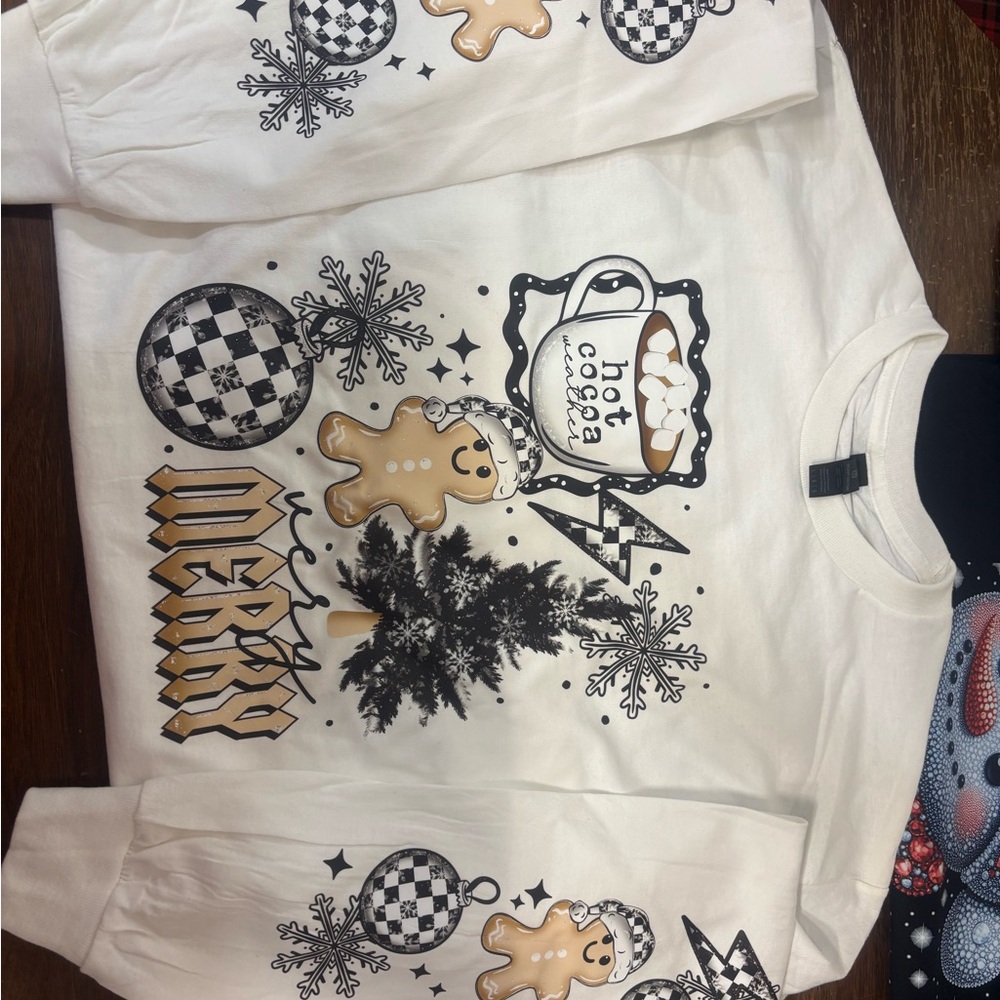 Gildan Festive Black and Cream Holiday Long Sleeve shirt